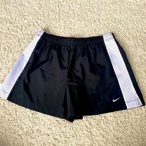 Nike gym shorts, size M